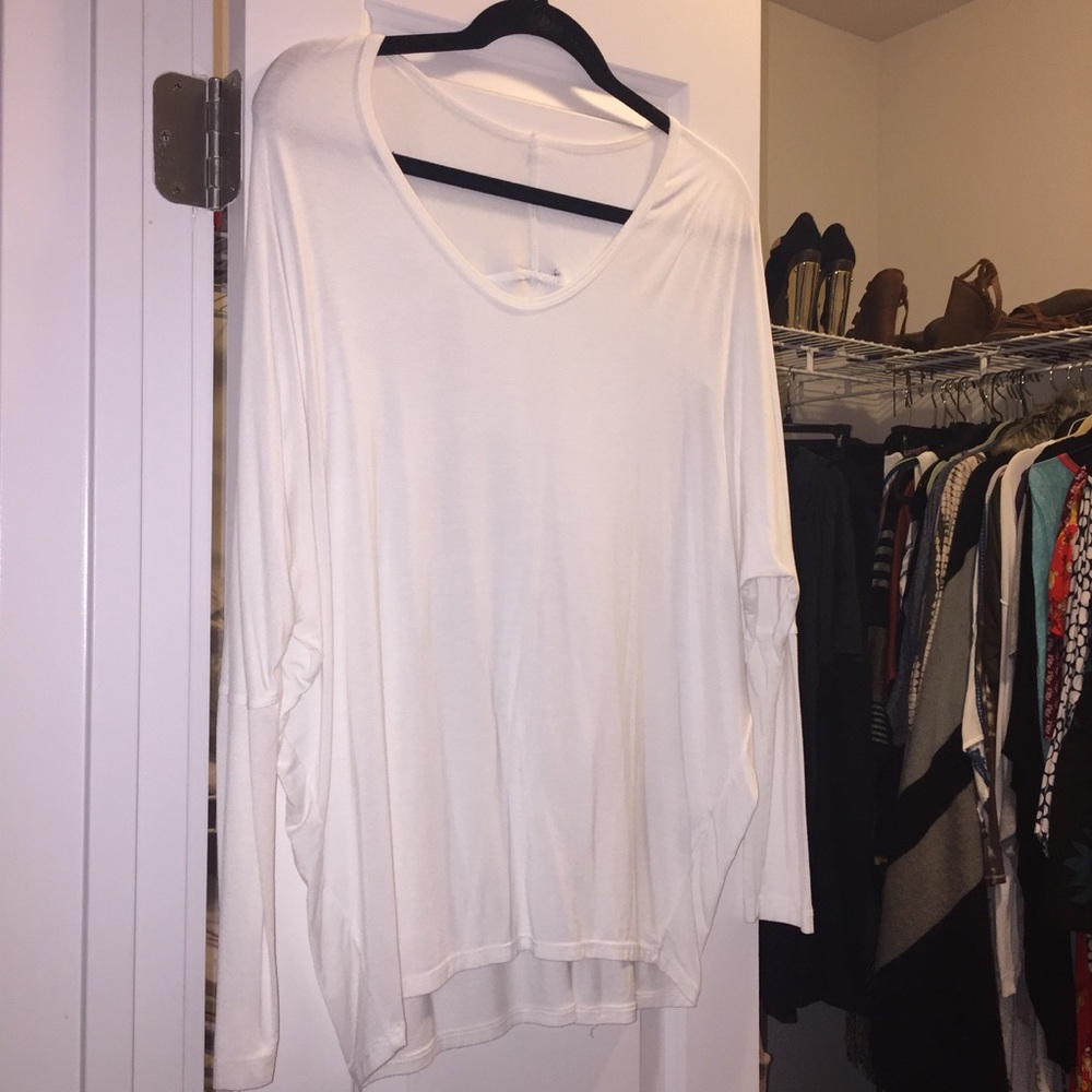 Hard Tail long sleeve white top size S